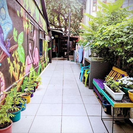 Bern Hostel Chişinău Extérieur photo