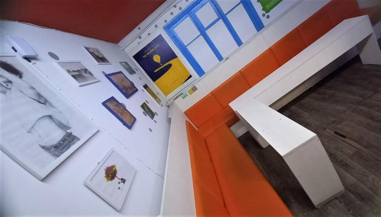 Bern Hostel Chişinău Extérieur photo