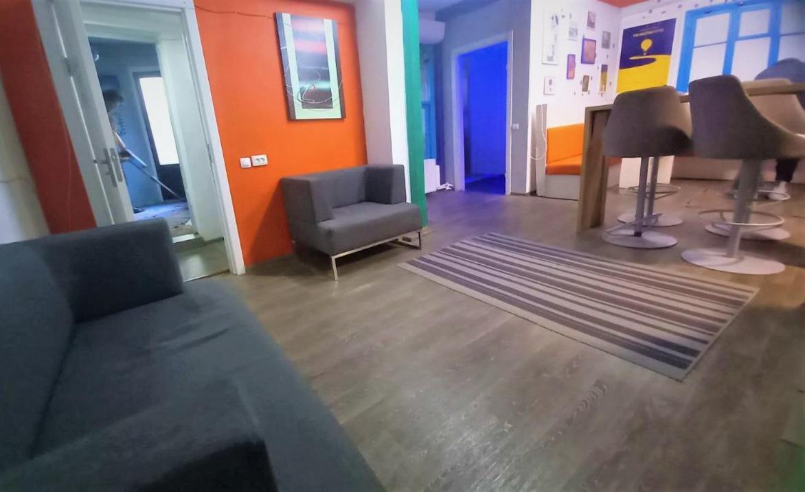 Bern Hostel Chişinău Extérieur photo