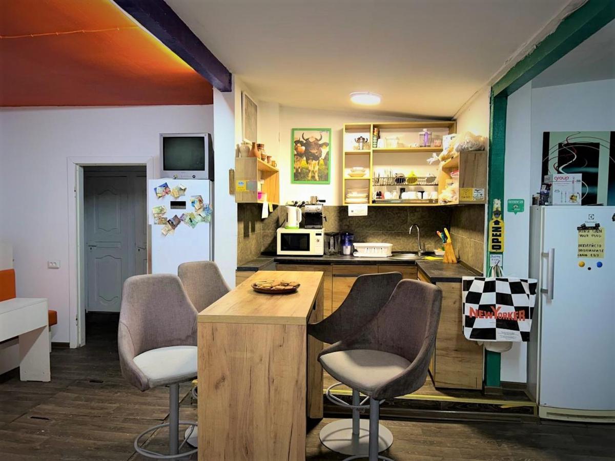 Bern Hostel Chişinău Extérieur photo