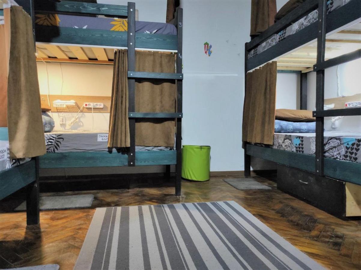 Bern Hostel Chişinău Extérieur photo