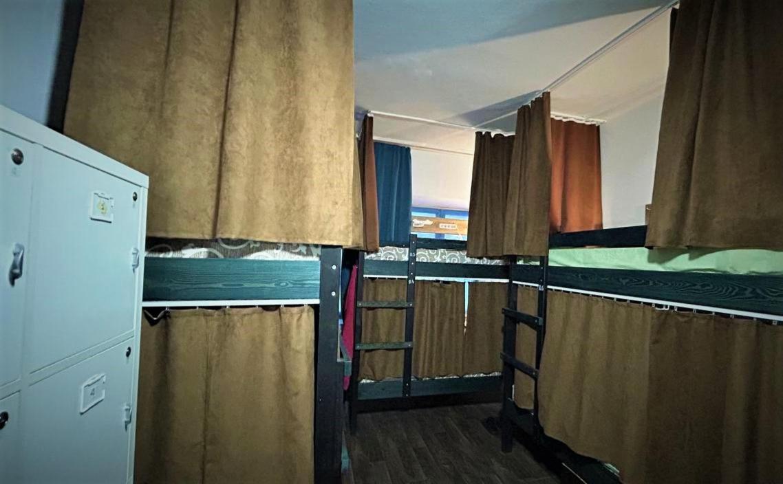 Bern Hostel Chişinău Extérieur photo