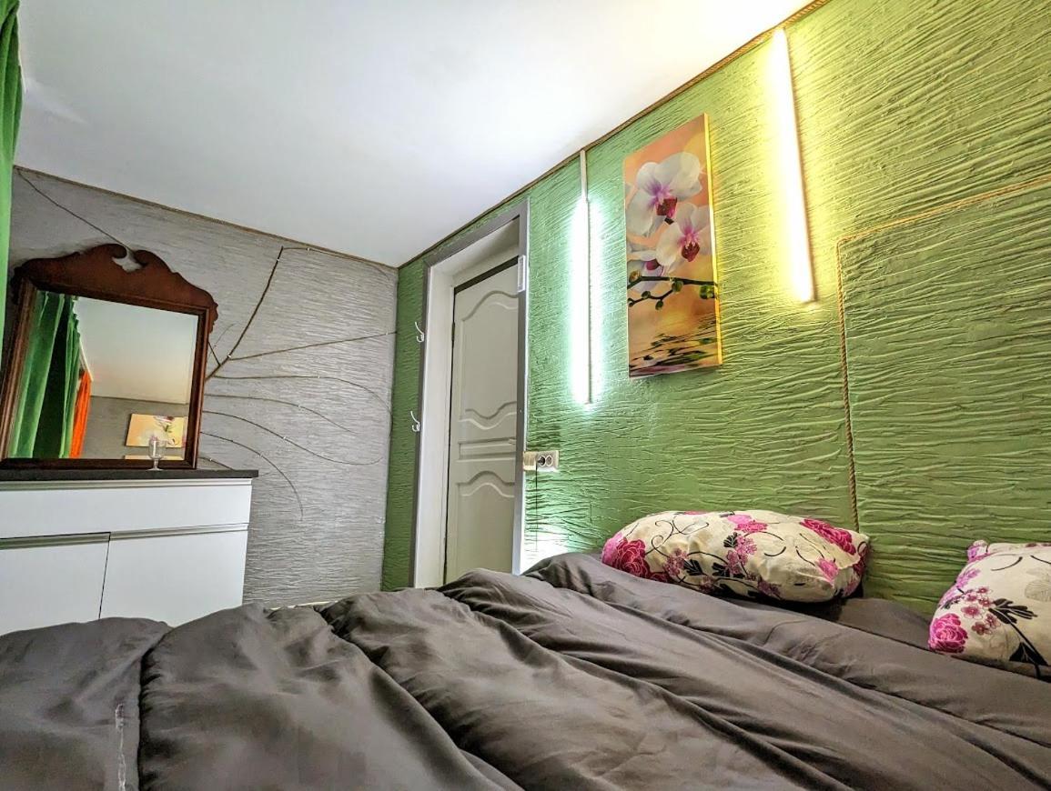 Bern Hostel Chişinău Extérieur photo